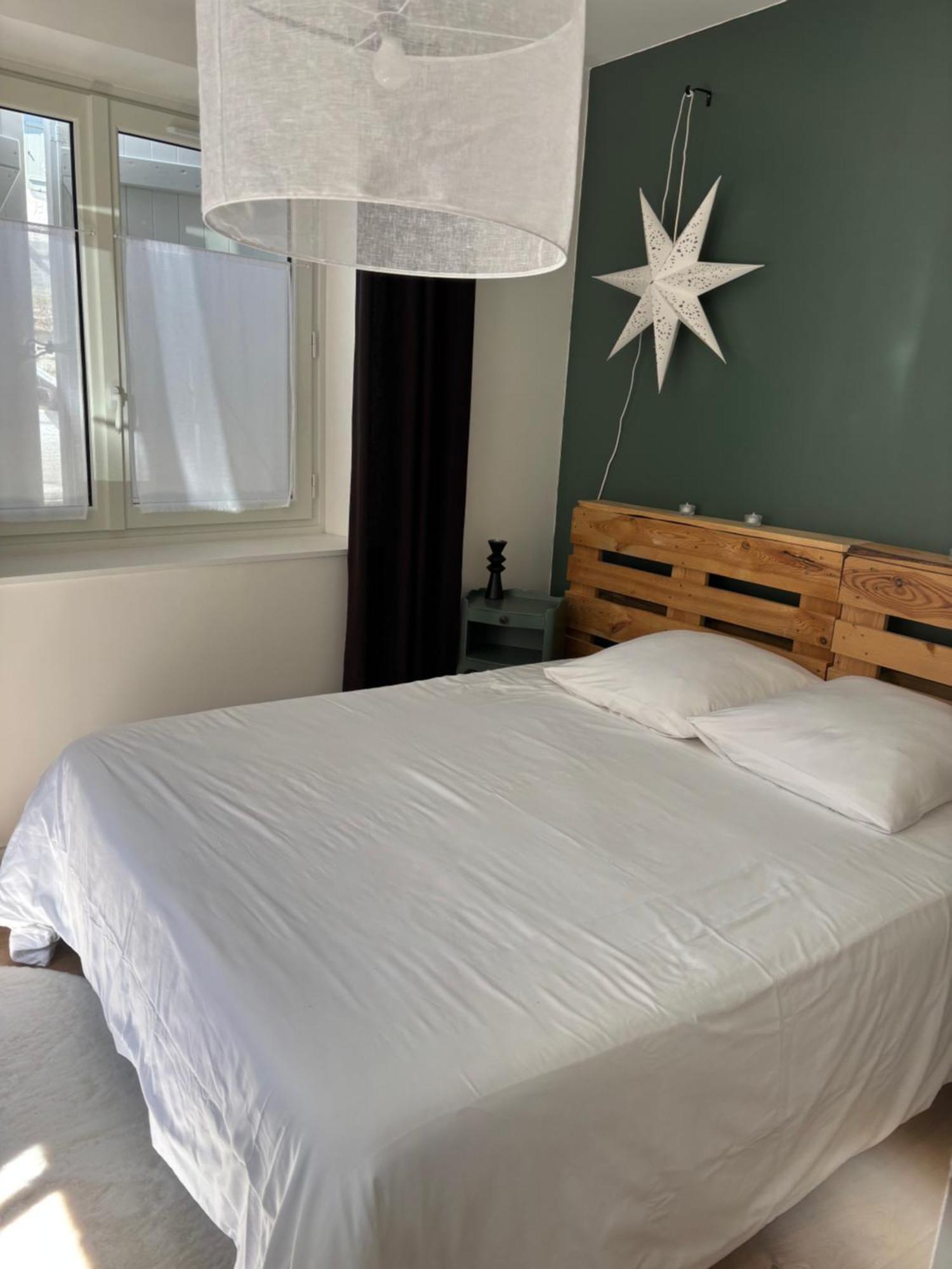 La Tete Dans Les Etoiles Apartment Aumont-en-Halatte Luaran gambar